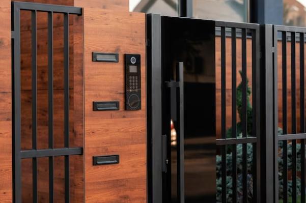 aluminum_external_doors.jpg aluminum_external_doors.jpg